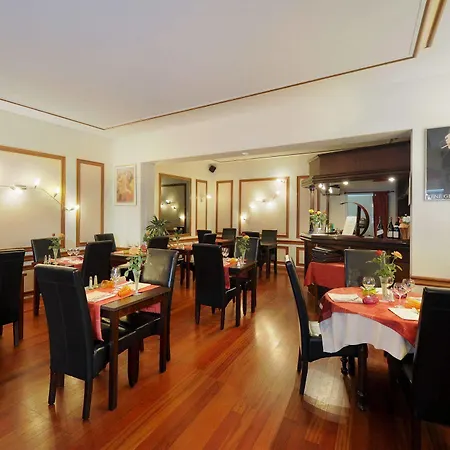 Hotel Le Bourgogne 3*