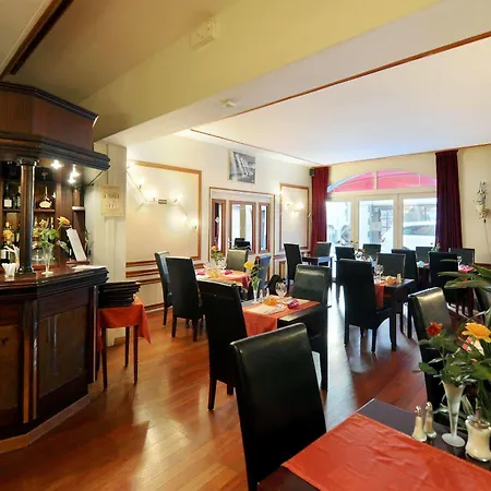 Le Bourgogne Hotel Évian-les-Bains