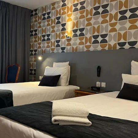 Le Bourgogne Hotel