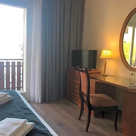 Le Bourgogne Hotel Évian-les-Bains